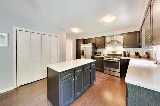 802 Wilmot Road, Deerfield, IL 60015