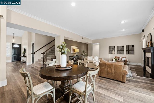 9013 Elk Dr, Clayton, CA 94517