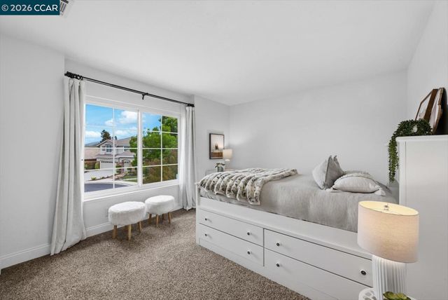 9013 Elk Dr, Clayton, CA 94517
