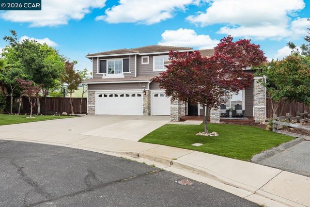 9013 Elk Dr, Clayton, CA 94517