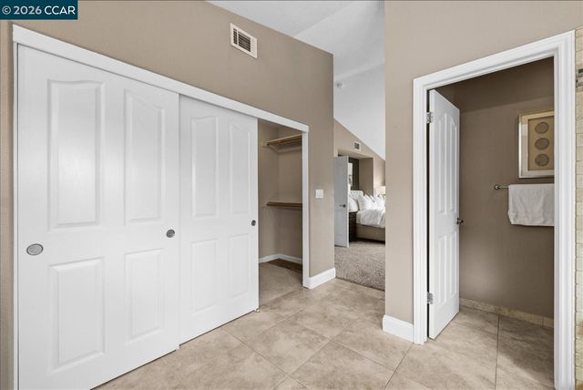 9013 Elk Dr, Clayton, CA 94517