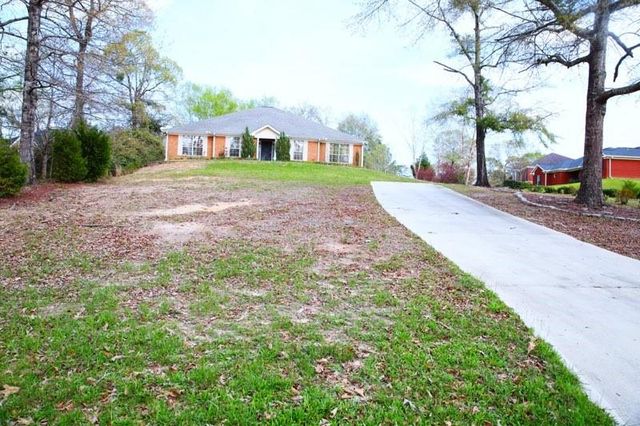 8992 Celeste Oaks Court N, Saraland, AL 36571