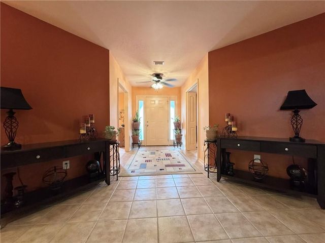 8992 Celeste Oaks Court N, Saraland, AL 36571