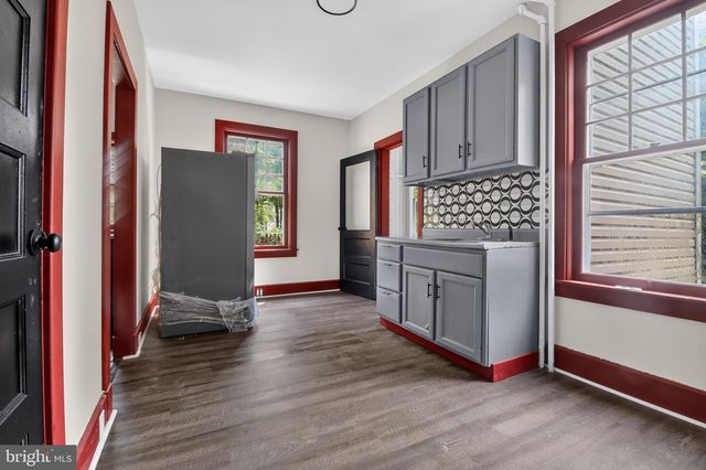 39 CHESTNUT ST, Salem, NJ 08079