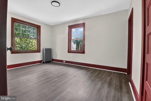 39 CHESTNUT ST, Salem, NJ 08079