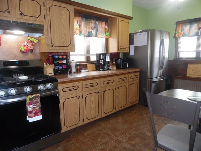 97 Stevens St., Fall River, MA 02721