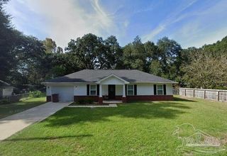 5538 Holley St, Milton, FL 32583