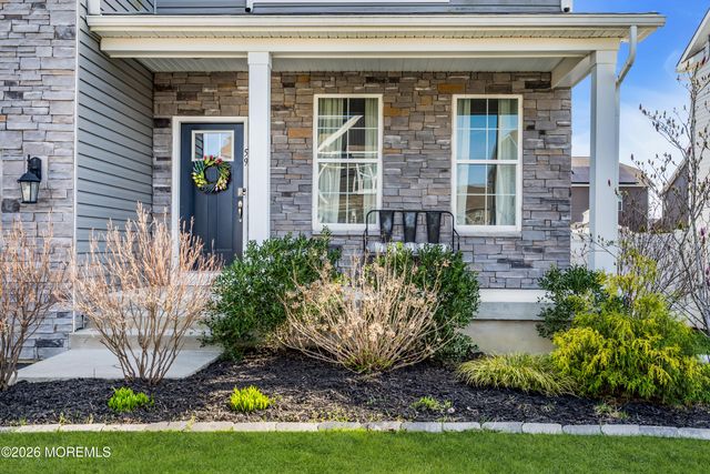 59 Holloway Avenue, Manahawkin, NJ 08050