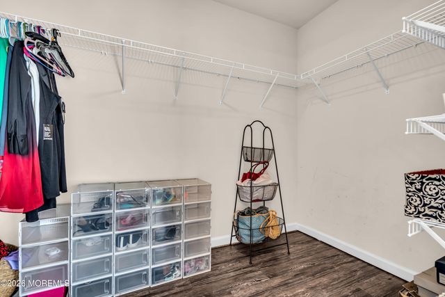 59 Holloway Avenue, Manahawkin, NJ 08050