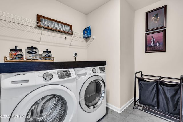 59 Holloway Avenue, Manahawkin, NJ 08050