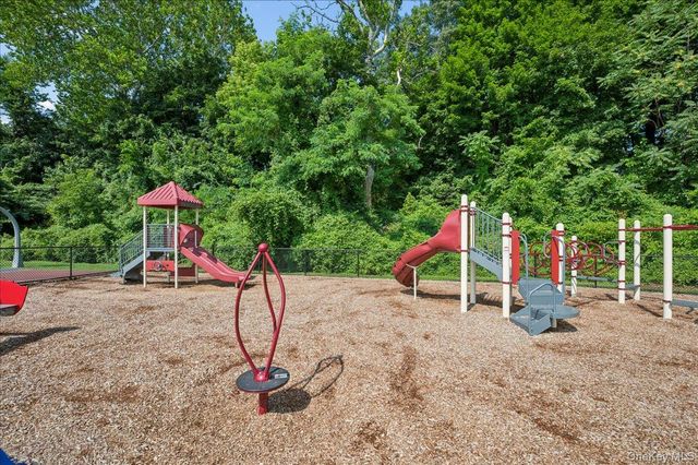 2 Consulate Drive 1O, Tuckahoe, NY 10707