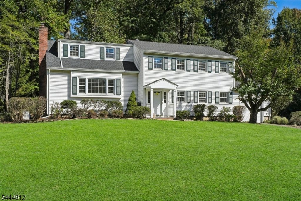 174 Sutton Dr, Berkeley Heights Twp., NJ 07922 — exterior