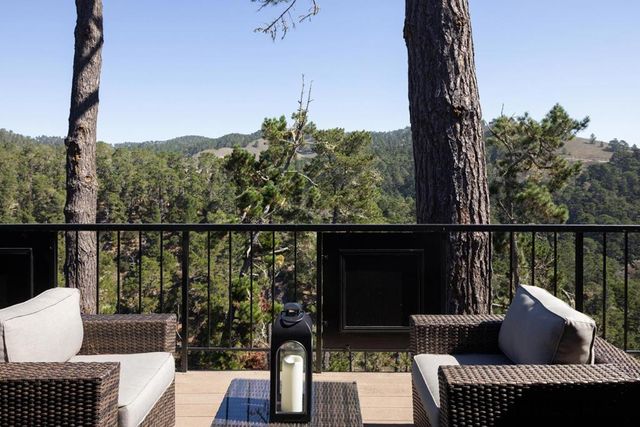 261 Del Mesa Carmel, Carmel, CA 93923