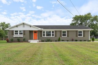 114 Blue Ribbon Pkwy, Shelbyville, TN 37160