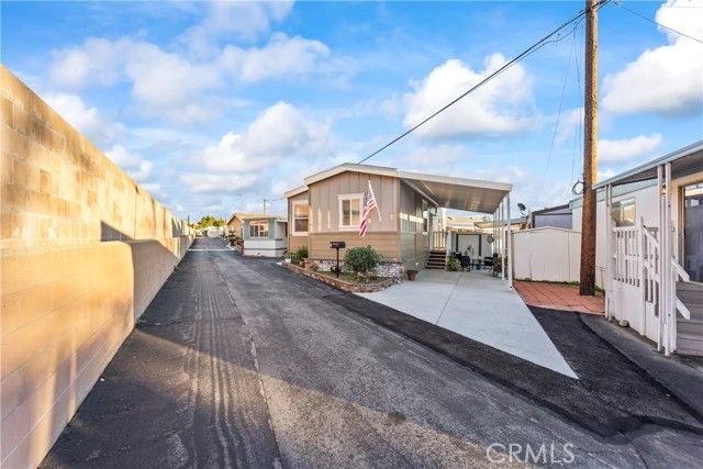 1020 BRADBOURNE Avenue 81, Duarte, CA 91010