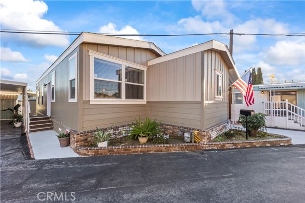 1020 BRADBOURNE Avenue 81, Duarte, CA 91010