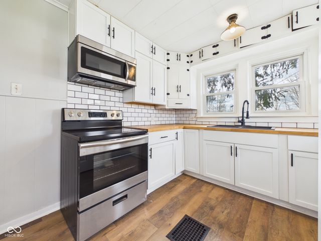 3318 E 14th Street, Muncie, IN 47302