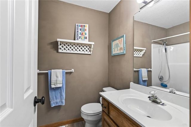 618 SW Gateway Drive, Grain Valley, MO 64029