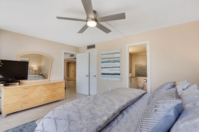 4200 N Ocean Drive 2-802, Singer Island, FL 33404