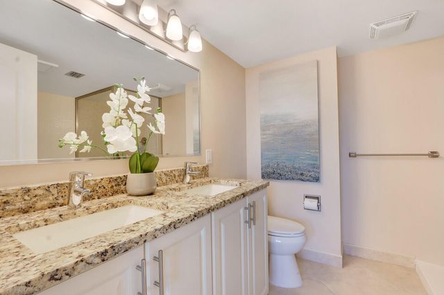 4200 N Ocean Drive 2-802, Singer Island, FL 33404