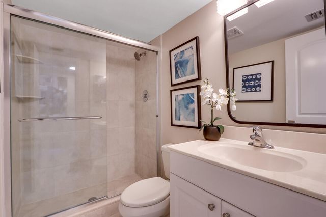 4200 N Ocean Drive 2-802, Singer Island, FL 33404