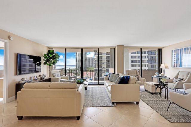 4200 N Ocean Drive 2-802, Singer Island, FL 33404