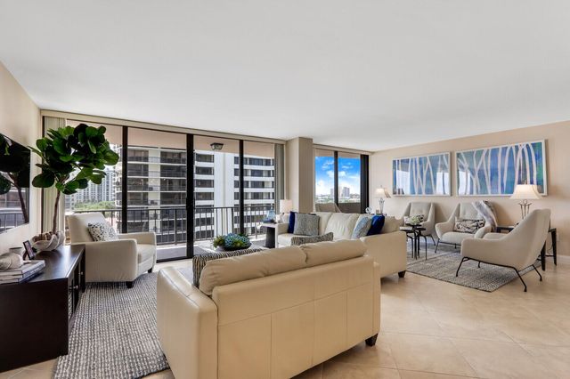 4200 N Ocean Drive 2-802, Singer Island, FL 33404