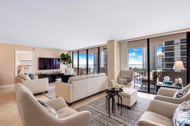 4200 N Ocean Drive 2-802, Singer Island, FL 33404