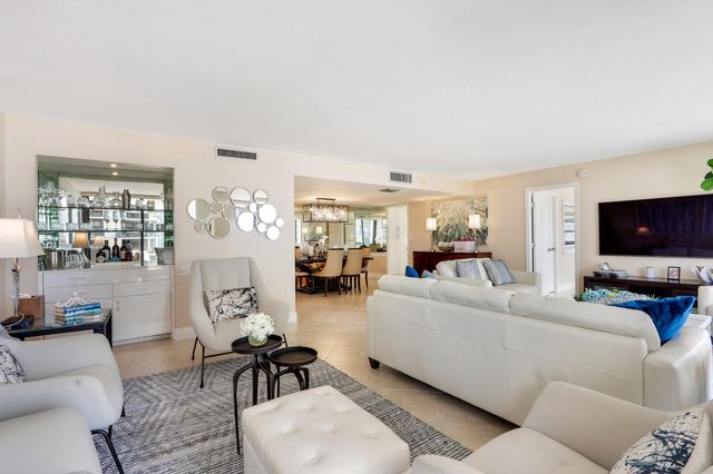 4200 N Ocean Drive 2-802, Singer Island, FL 33404