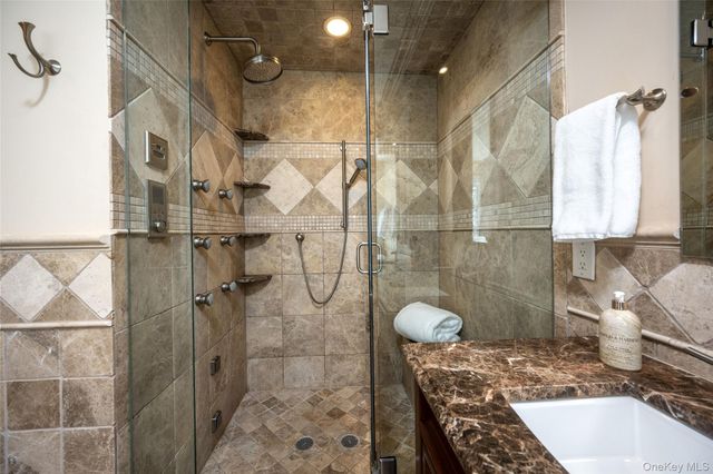 24 Country Club Lane, Briarcliff Manor, NY 10510