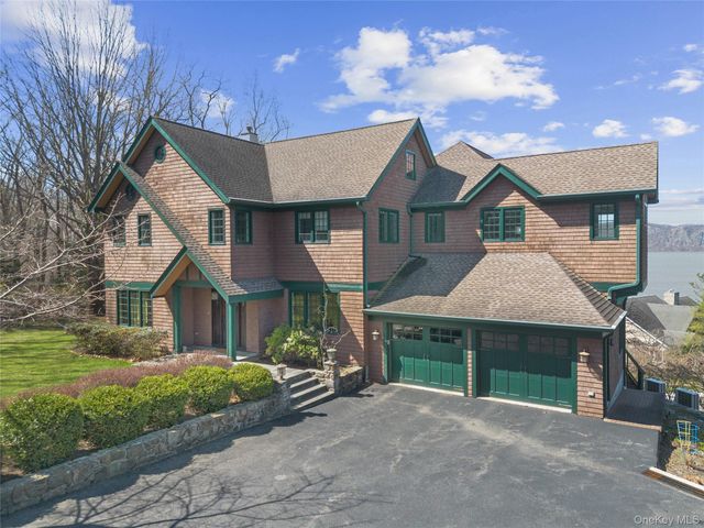 24 Country Club Lane, Briarcliff Manor, NY 10510
