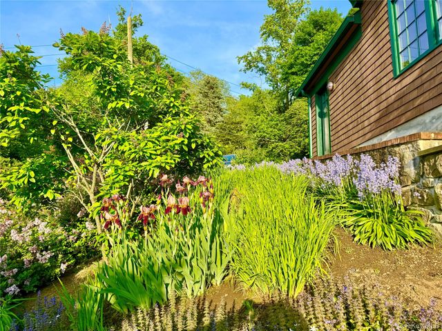 24 Country Club Lane, Briarcliff Manor, NY 10510