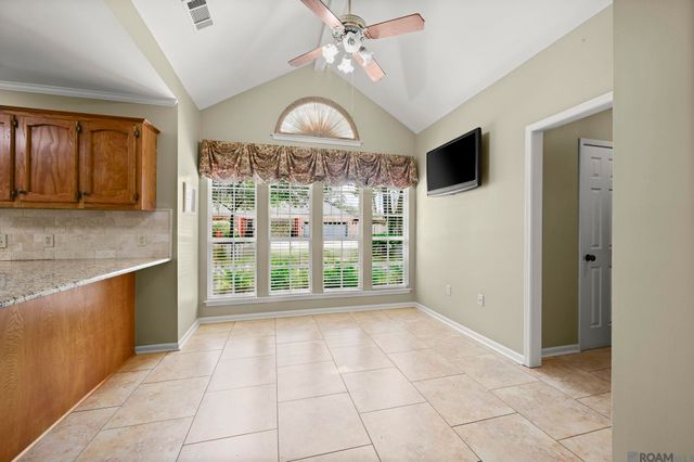 17631 Creek Hollow Rd, Saint George, LA 70817