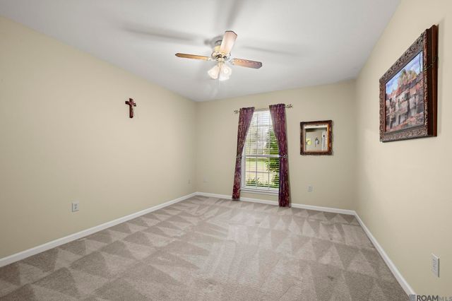 17631 Creek Hollow Rd, Saint George, LA 70817
