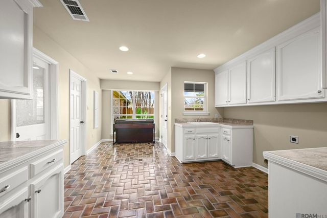 17631 Creek Hollow Rd, Saint George, LA 70817