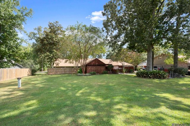 17631 Creek Hollow Rd, Saint George, LA 70817