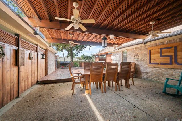 17631 Creek Hollow Rd, Saint George, LA 70817