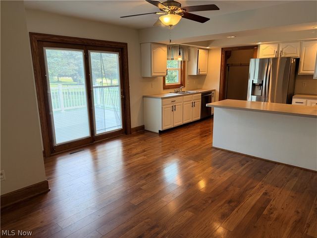 46170 Crestview Road, New Waterford, OH 44445