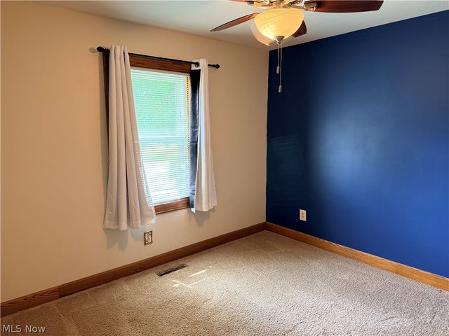 46170 Crestview Road, New Waterford, OH 44445
