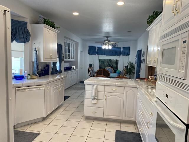 1110 Grove Drive, Tulare, CA 93274