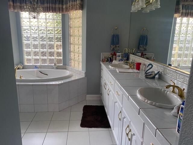 1110 Grove Drive, Tulare, CA 93274