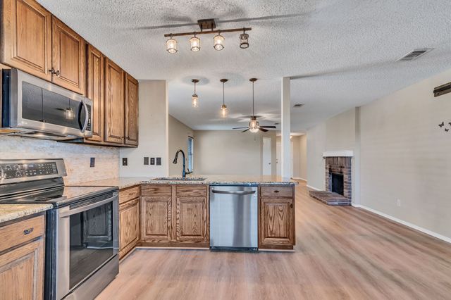2124 Blanco Lane, Fort Worth, TX 76247