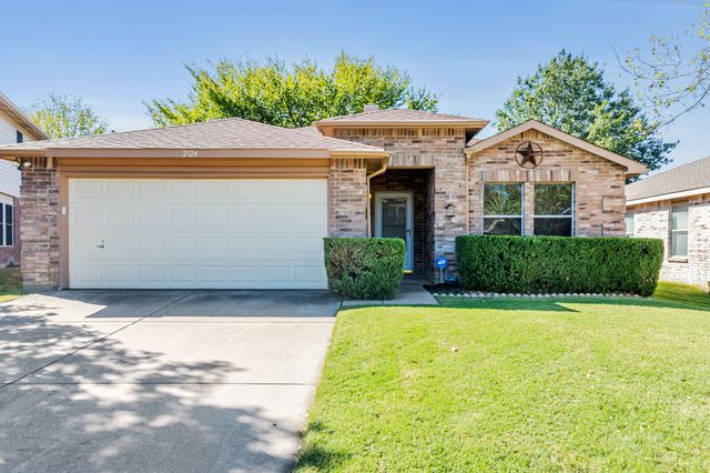 2124 Blanco Lane, Fort Worth, TX 76247