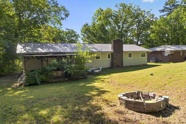 2045 Ridgeview Drive NW, Cleveland, TN 37311