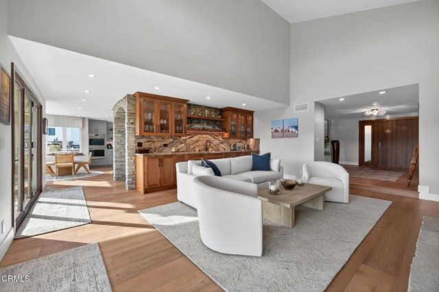 2131 Ravoli Drive, Oxnard, CA 93035