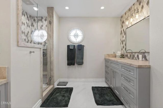 2131 Ravoli Drive, Oxnard, CA 93035