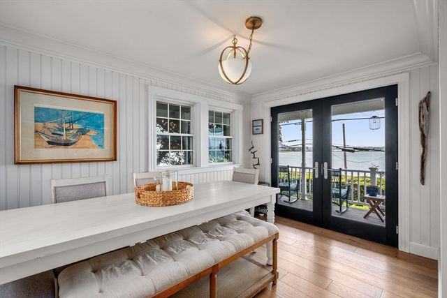 27 Dorchester St, Quincy, MA 02171