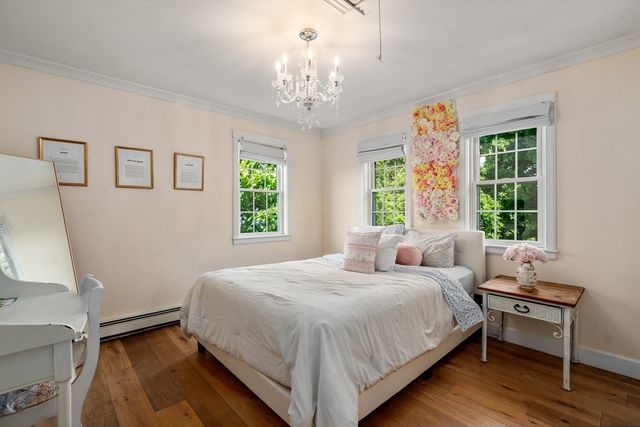 27 Dorchester St, Quincy, MA 02171