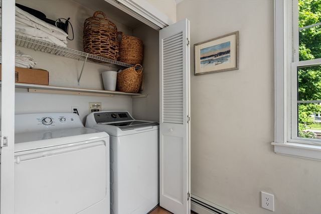 27 Dorchester St, Quincy, MA 02171