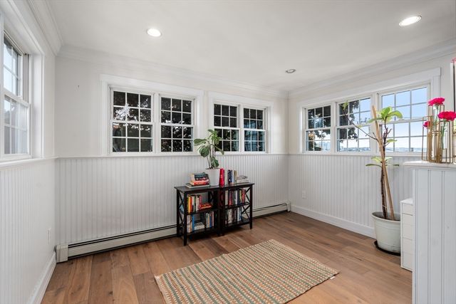 27 Dorchester St, Quincy, MA 02171